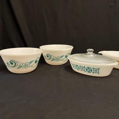 Federal Milk Glass & Fire King: Mid-Century Oven Ware (K-SS)