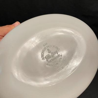 Federal Milk Glass & Fire King: Mid-Century Oven Ware (K-SS)