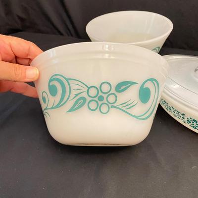 Federal Milk Glass & Fire King: Mid-Century Oven Ware (K-SS)