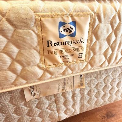 Lot #28 Sealy Posturpedic Queen Mattress/Box Springs/Bed frame - very clean
