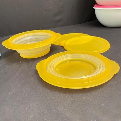 Classic & Modern Tupperware (K-SS)