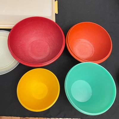 Classic & Modern Tupperware (K-SS)