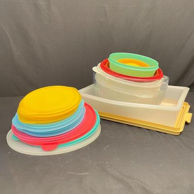 Classic & Modern Tupperware (K-SS)