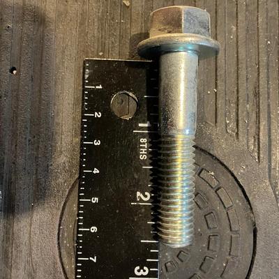 1/2-13x2 1/2”, g8 flange bolts. Qty24