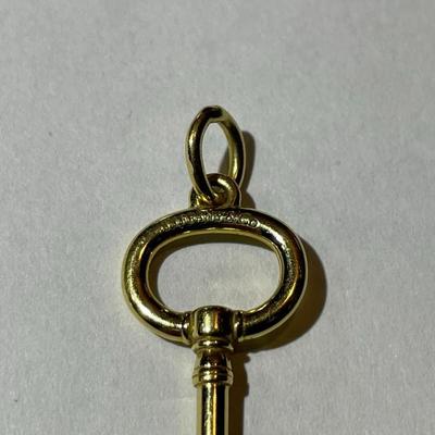 Vintage Tiffany & Co 18k Yellow Gold Key Pendant in VG Preowned Condition.