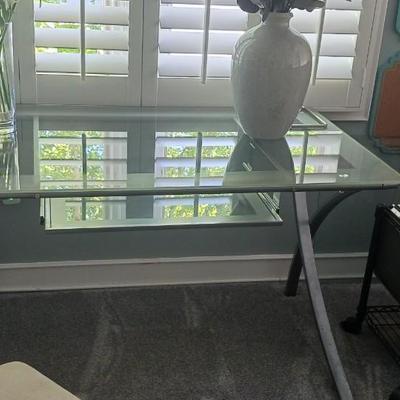 Desk, work station,office