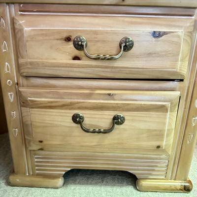 Light wood 2 drawer nightstand