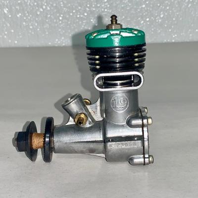 K & B 0.19 Green Head Torpedo RC Engine W/Box , Never Ran