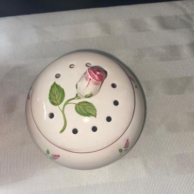 Royal Haeger USA Pitcher and pretty covered dish