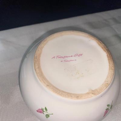 Royal Haeger USA Pitcher and pretty covered dish