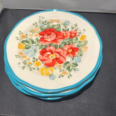 Set of 3 pioneer woman plates