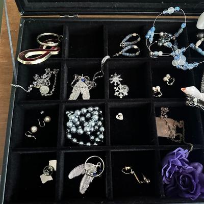 Lot of costume Jewlery