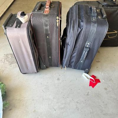 Set of suitcases