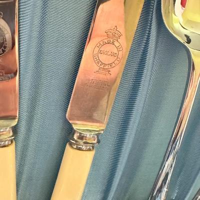 Sheffield Silverware Set
