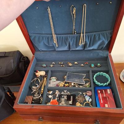jewelry box