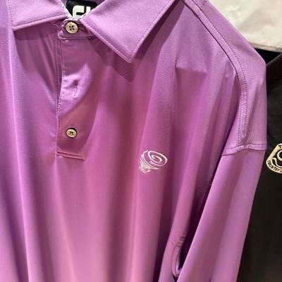 A lot of 5 men’s XL shirts
