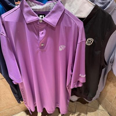 A lot of 5 men’s XL shirts