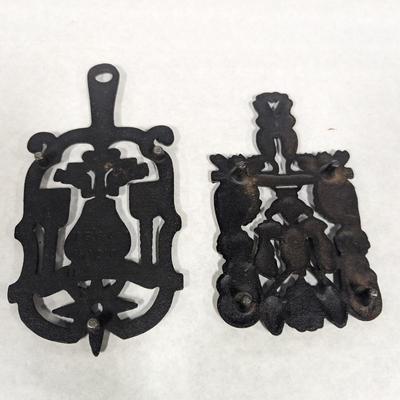2 Trivets (1) Vintage 1951 John Zimmerman Harner Cast Iron Trivet
