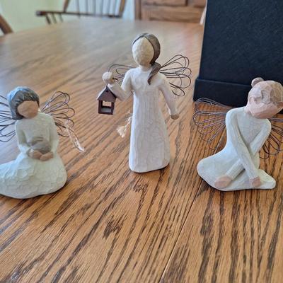 3 willow tree figurines