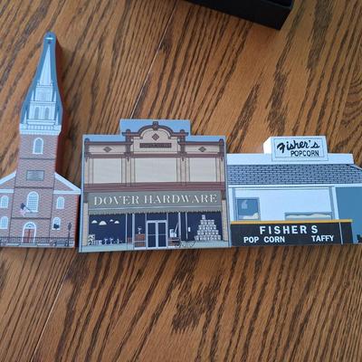 4 cats meow buildings