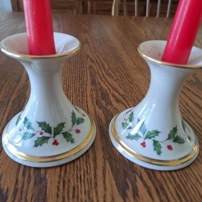 2 lenox holly berry candle sticks