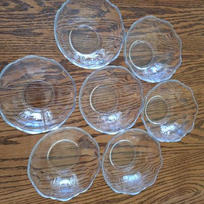 7 arcoroc salad bowls