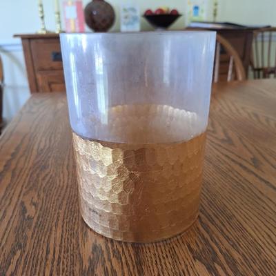 pro flower vase