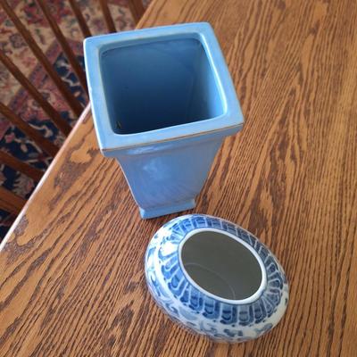 2 blue vases