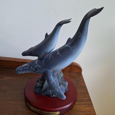 whale with calf figurine