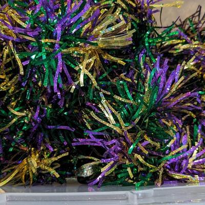 Lot of more than 20 Vintage Mardi Gras Masks Decor