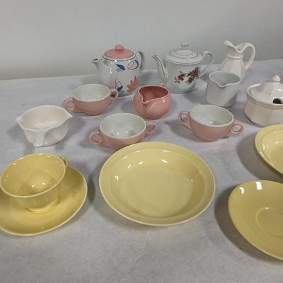 Teapots & Teacups Lu-Ray Rego Sterling Takahashi