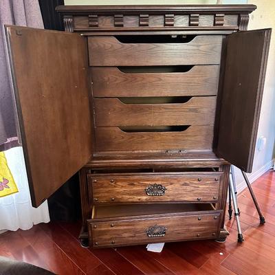 Italian style Dresser