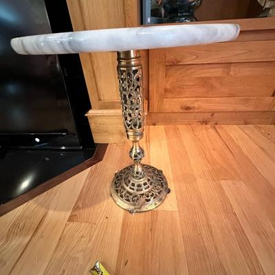 Vintage French Style Round Marble Top Brass Filigree Side Drinks Table