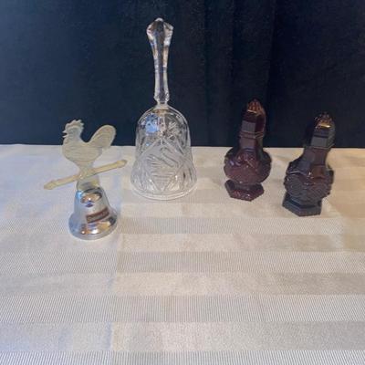 1978 AVON Shakers Glass Bell and Boulder Dam Bell