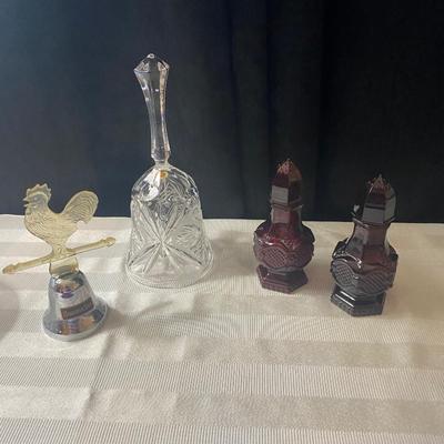 1978 AVON Shakers Glass Bell and Boulder Dam Bell
