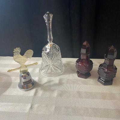 1978 AVON Shakers Glass Bell and Boulder Dam Bell