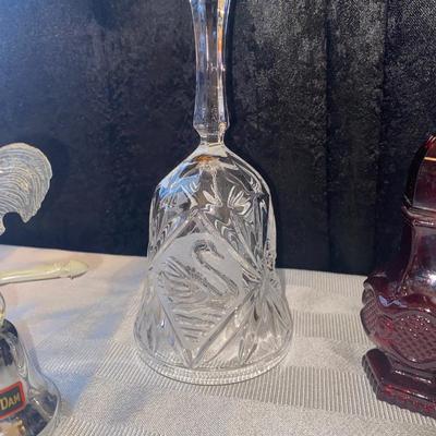 1978 AVON Shakers Glass Bell and Boulder Dam Bell