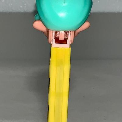 Vintage 3.4 No Feet PEZ - Maharajah