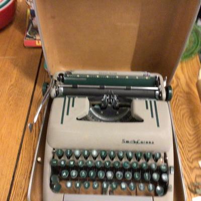 Smith Carona Typewriter in Case
