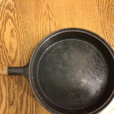 Cast Iron Frying Pan