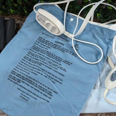 Lot of 2 Heating Pads and a Blood Pressure Machine Missing Battery Lid