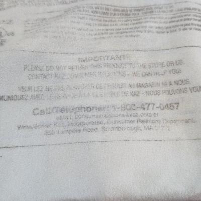 Lot of 2 Heating Pads and a Blood Pressure Machine Missing Battery Lid