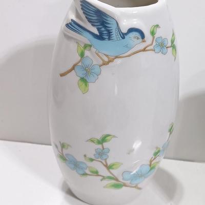 Collection of vases Small & delicate with hummingbird mug