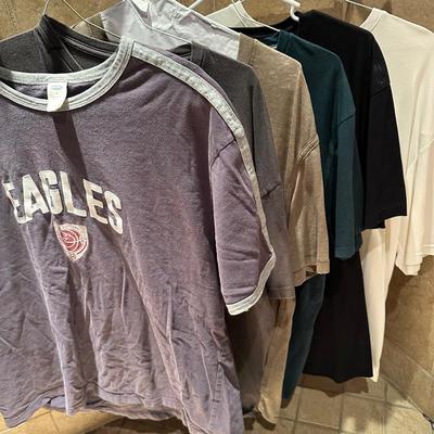Lot of Men’s T-shirts including Old Navy