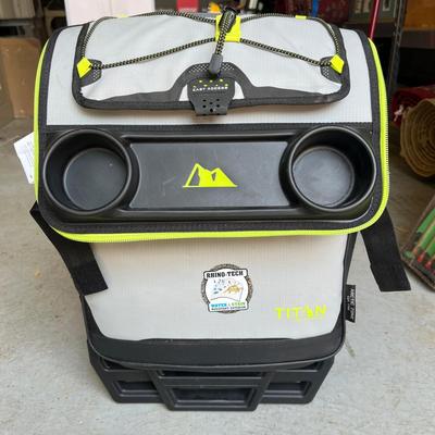 Arctic Zone TITAN Collapsible Rolling Wheel Cooler | 60 Cans