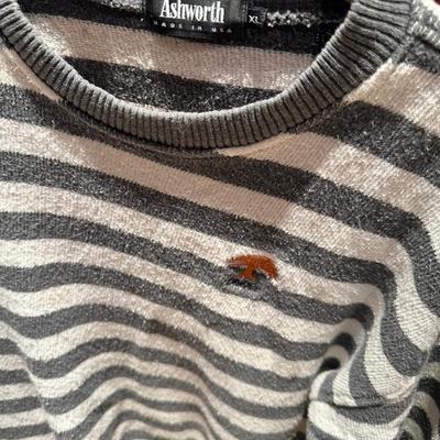 Five men’s sweater size, XL, Oak Tree
