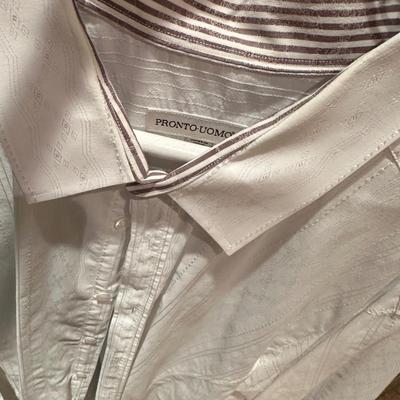 Five men’s XXL shirts. Button downs.
