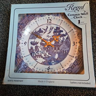 Blue Willow Wall Clock