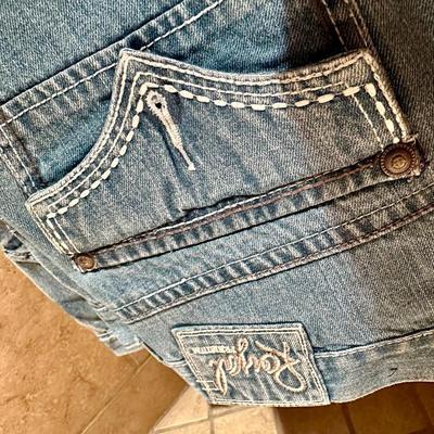 Men’s jeans, five pair Levi’s size 38