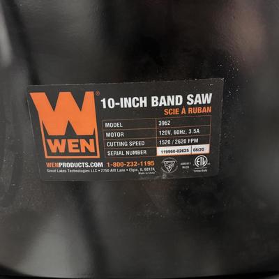 Starting Price Reduced! WEN 10" Band Saw- with all shown accessories
